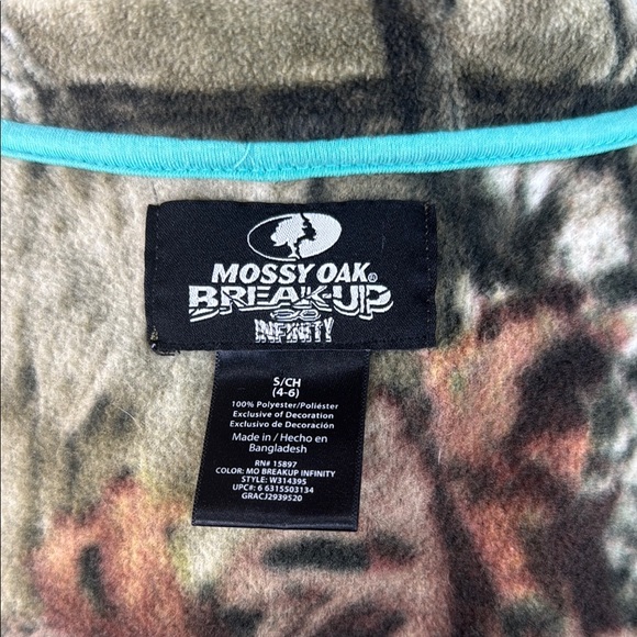 Mossy Oak Women's Woodland Utility Jacket with Teal Accents - Picture 11 of 11